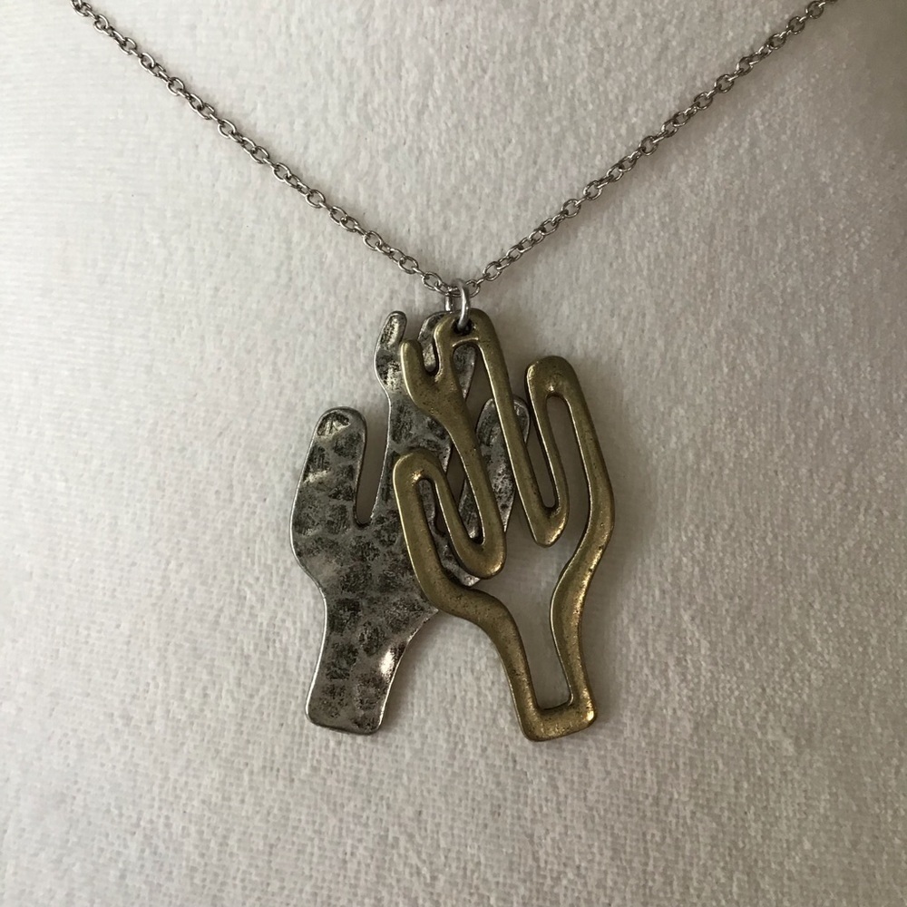 Cactus Necklace Dual Charms Metal Western Bohemian Silver Tone Chain Adjusts NEW